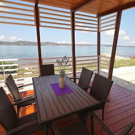 Mobile Plumeria 1 Nyaraló