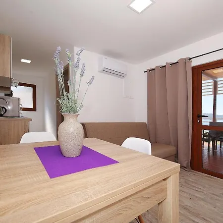 Mobile Plumeria 1 * Biograd na Moru