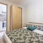 Mobile Plumeria 1 Biograd Na Moru