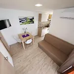 Сasa de vacaciones Mobile Plumeria 1 Biograd Na Moru