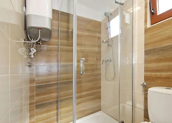 בית נופש Mobile Plumeria 1 ביוגראד נה מורו